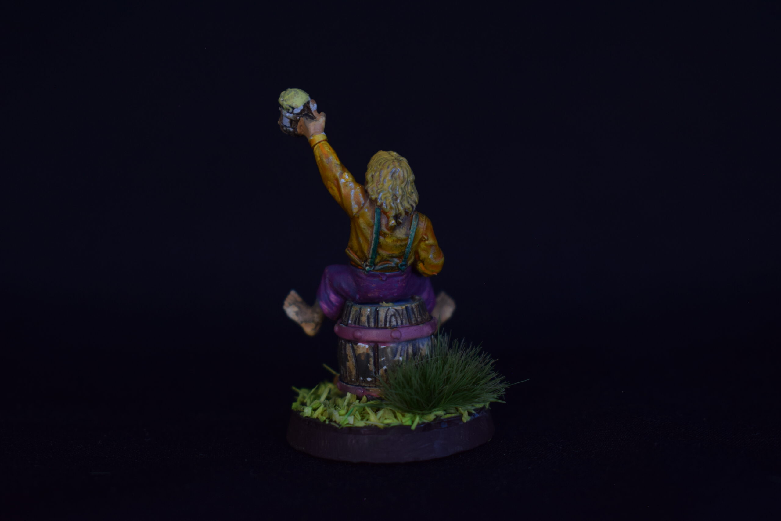 Halfling Drunk in Tavern